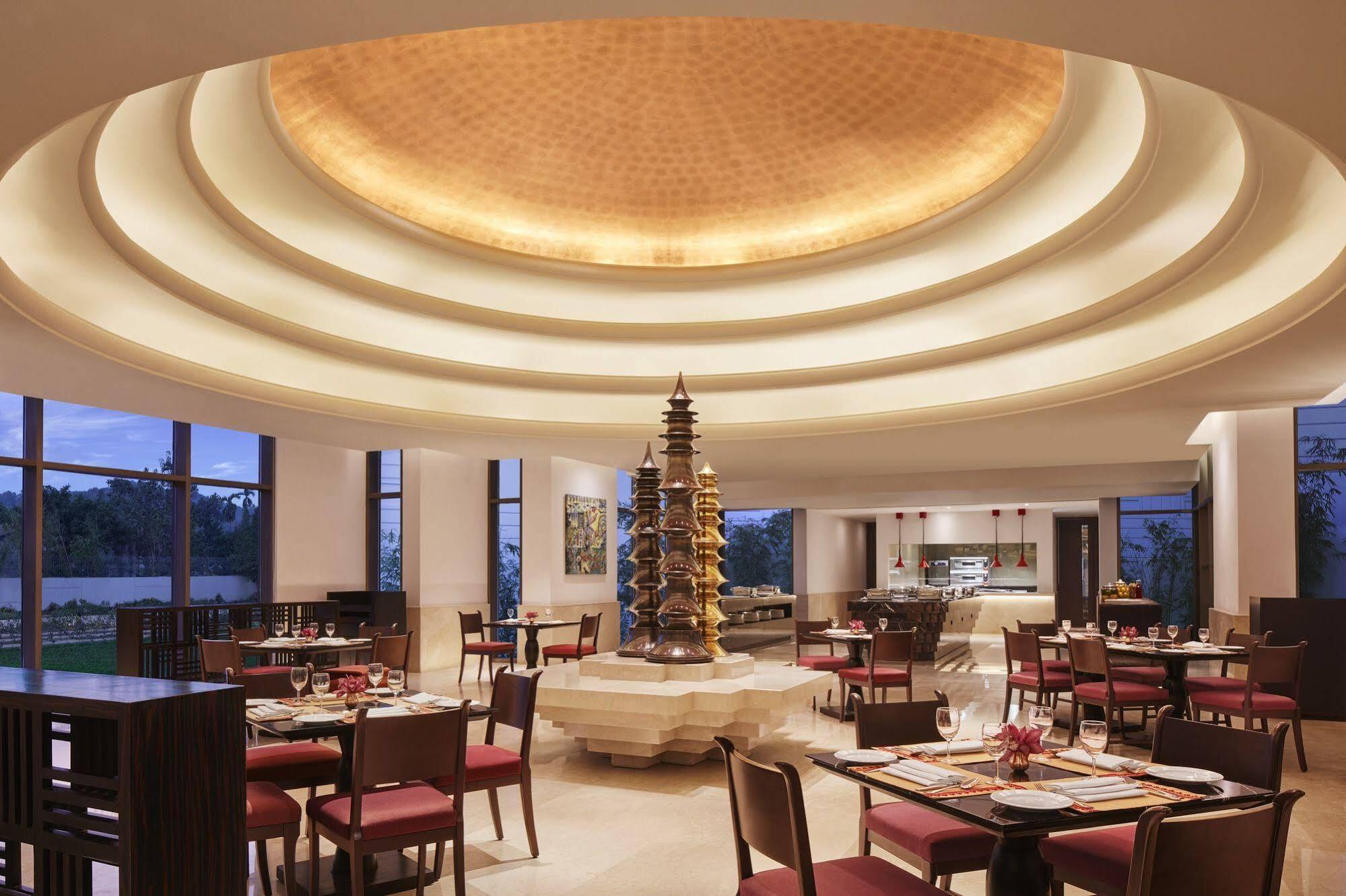 Vivanta Гувахати Екстериор снимка
